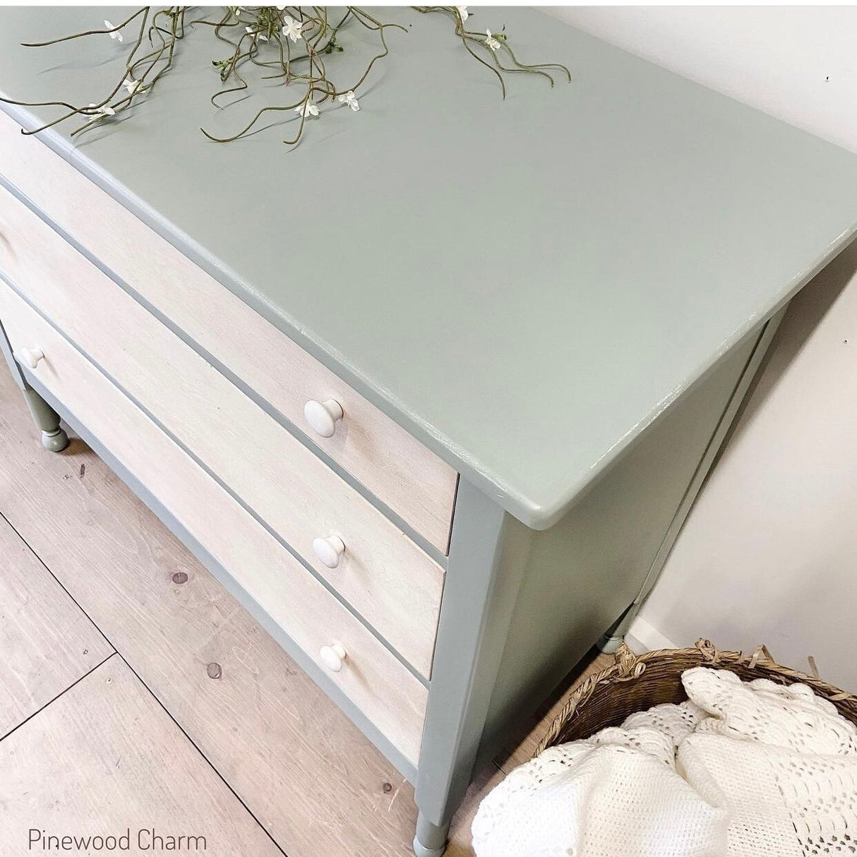 Artemisia ONE by Melange @ The Painted Heirloom