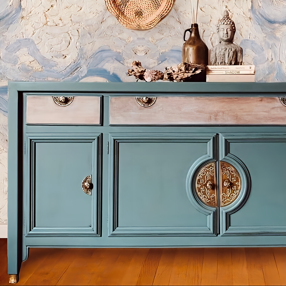 Nirvana ONE by Melange @ The Painted Heirloom