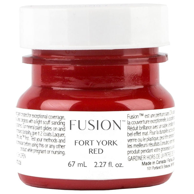 67 mL Fort York Red Fusion Mineral Paint jar with white lid and labeled packaging.