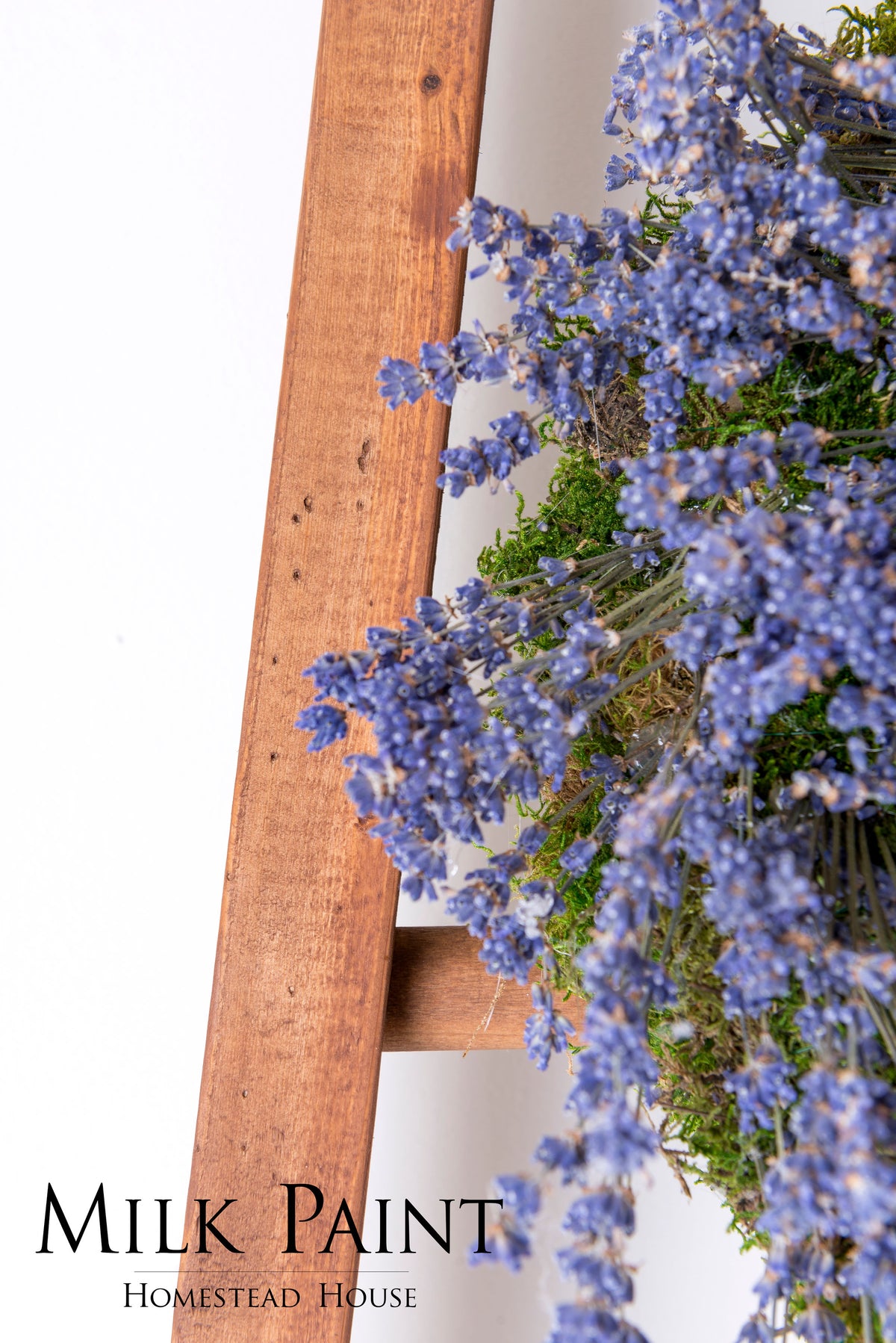 Lavender wooden ladder; Fusion Mineral Paint Milk Paint Wood Stain (Mixable) text on display.