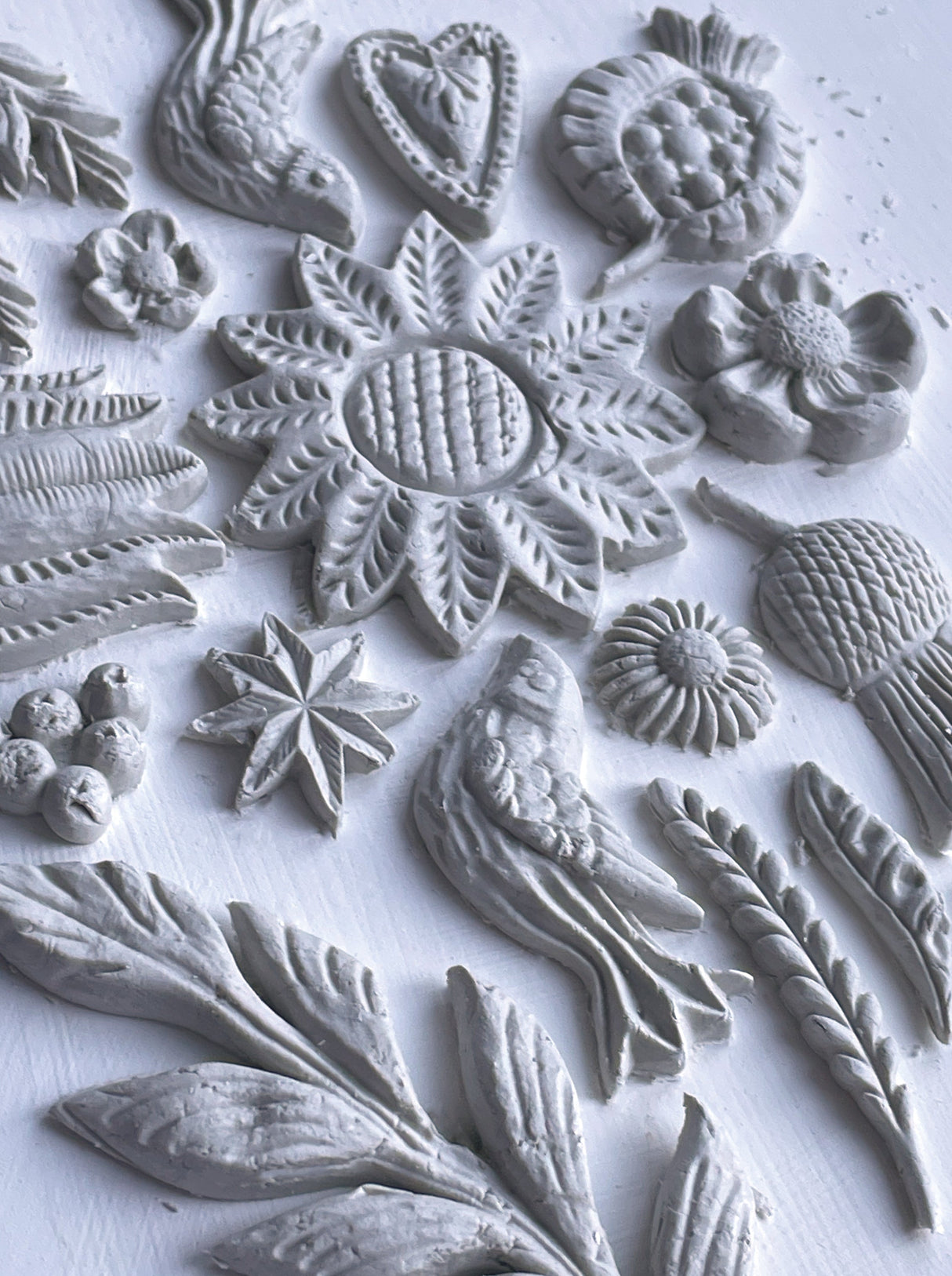 I.O.D. Primitive Mould by IOD - Iron Orchid Designs Summer 2023 @ The Painted Heirloom