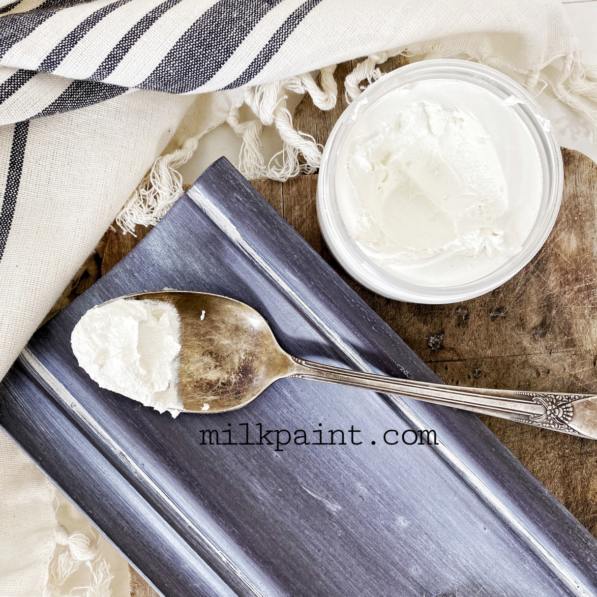 White Beeswax Furniture Polish by Sweet Pickins @ The Painted Heirloom