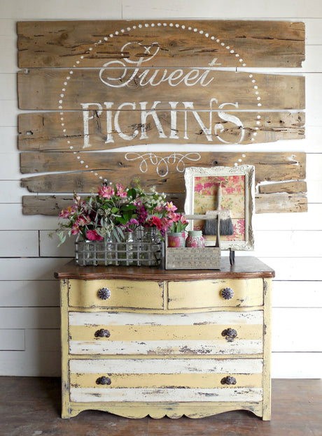 Love Bug – Sweet Pickins Milk Paint