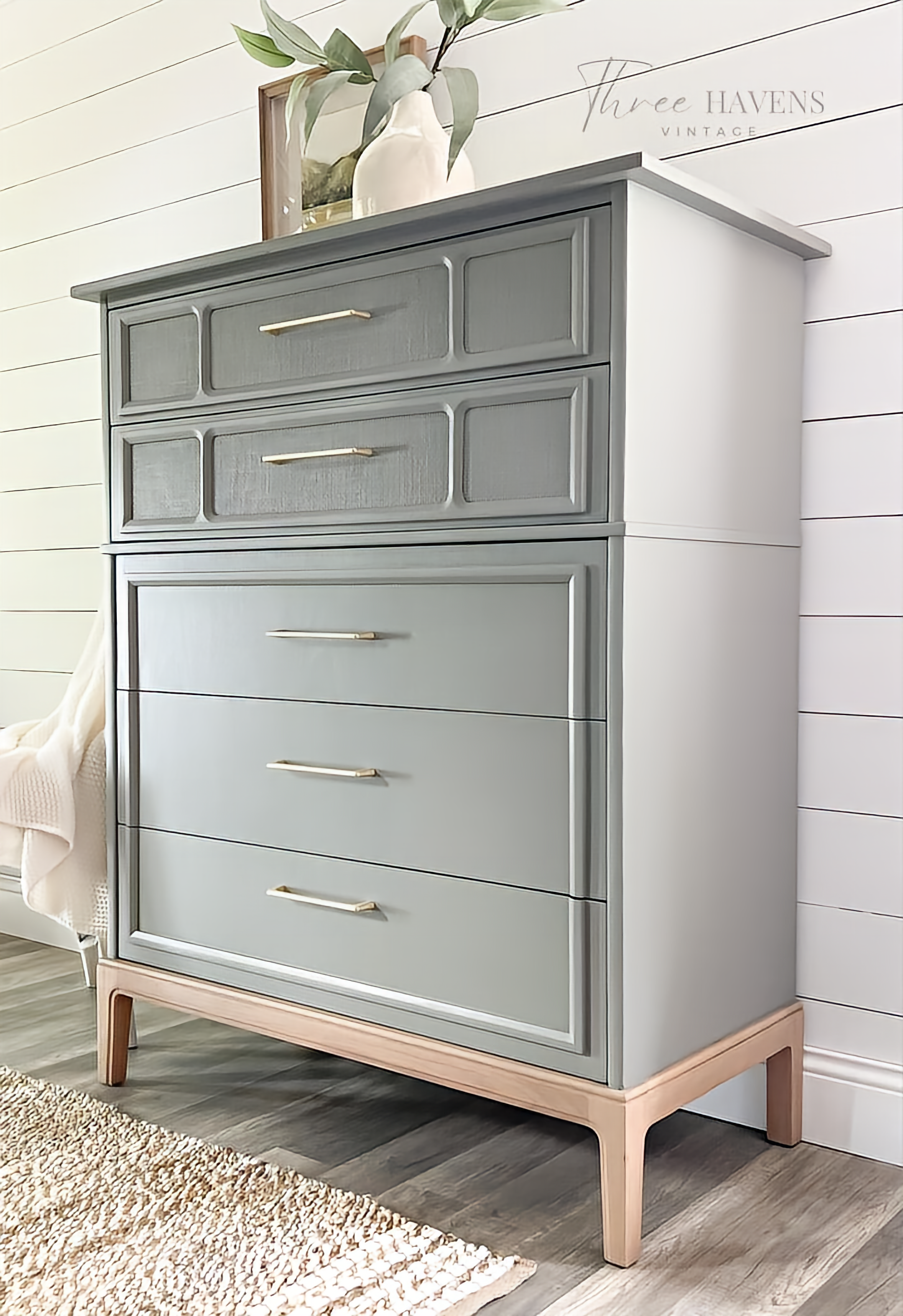 Heritage ONE by Melange @ The Painted Heirloom
