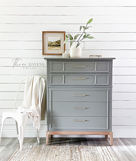 Heritage ONE by Melange @ The Painted Heirloom