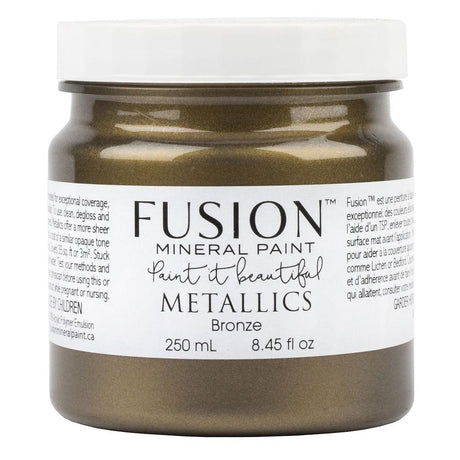 Fusion Mineral Paint Bronze Metallic 250 mL jar with rich bronze color and metallic finish.