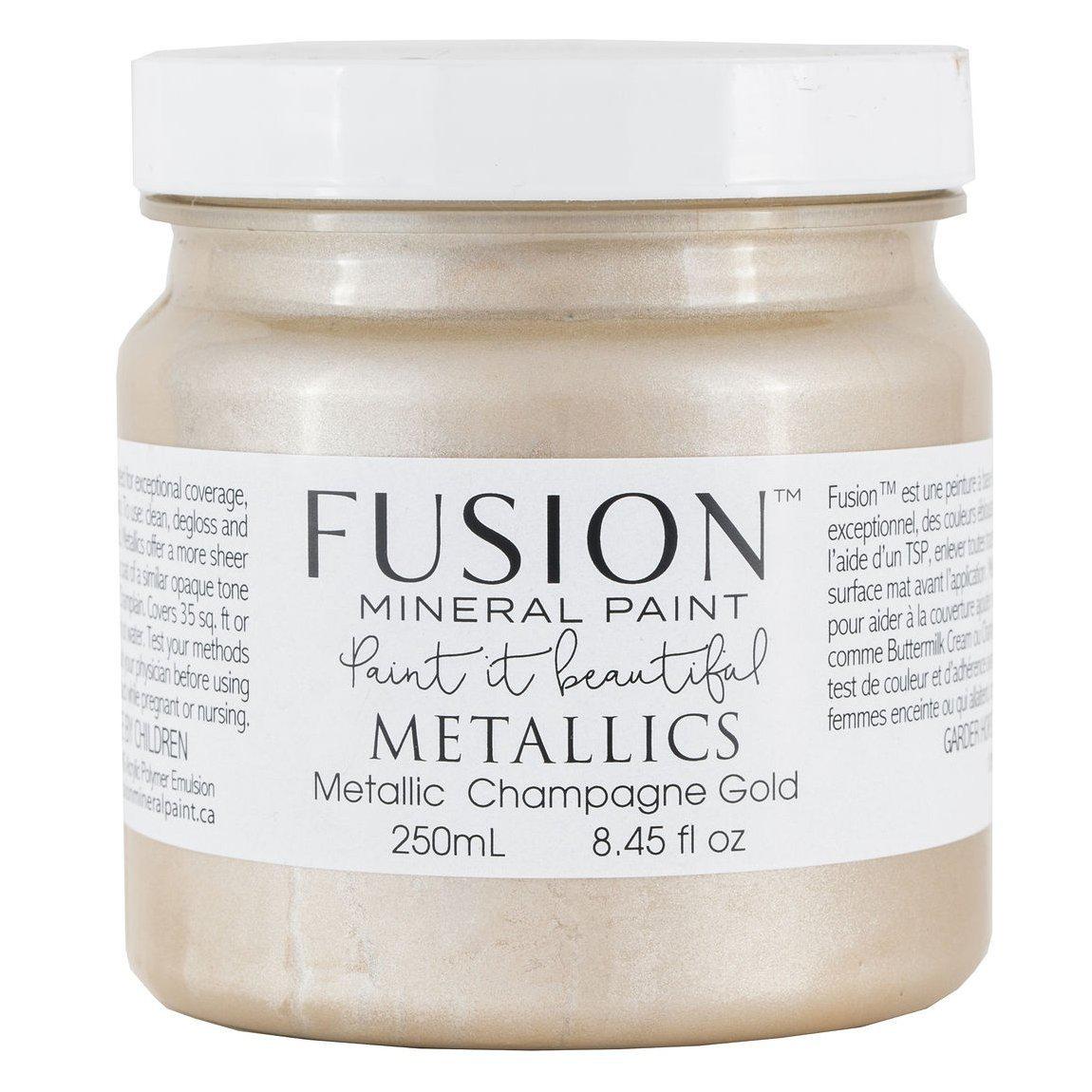 Fusion Mineral Paint Champagne Gold Metallic, 250mL jar with rich mica pigments for a metallic shimmer.