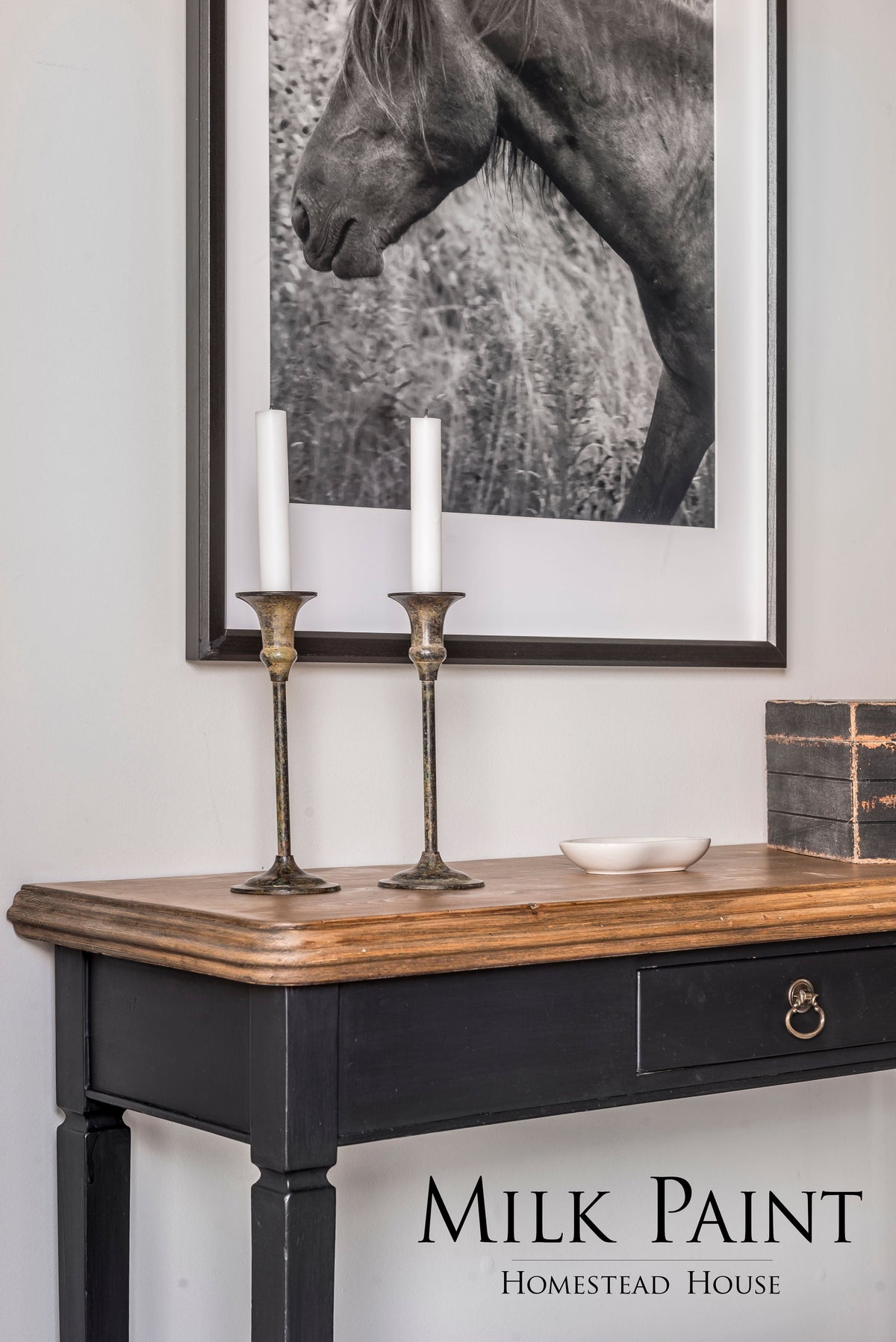 Homestead House Coal Black Milk Paint, classic rich finish, suitable for farmhouse or vintage-inspired decor.