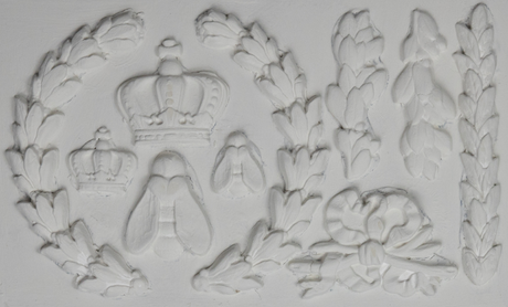 The Laurel Mould by IOD with raised crowns, bees, laurel branches, and ribbon details. Brand: I.O.D.