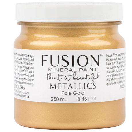 Fusion Mineral Paint 250ml jar in Pale Gold Metallic with shimmering gold paint visible inside.