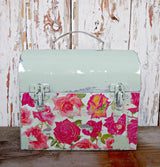 Metal lunchbox painted with Old Fashioned Milk Paint in Pantry Door color.