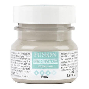 Fusion Mineral Paint Putty, 1.25 fl. oz. jar, all-in-one acrylic paint with matte finish.