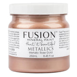 Fusion Mineral Paint Rose Gold Metallic, 250ml jar with white label featuring English and French text.