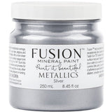 Fusion Mineral Paint Silver Metallic, 250 mL jar with label showing product details.