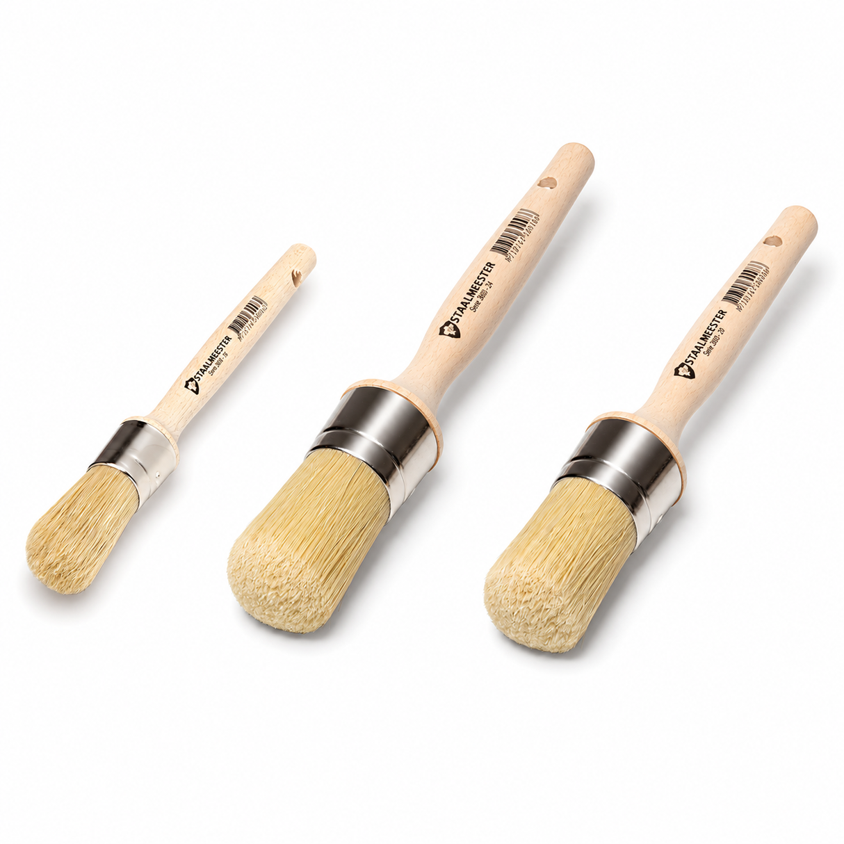 Three wooden-handled paint brushes with natural bristles, arranged diagonally on a clean white background. The brand name 'Piquadro' is visible on the handles.